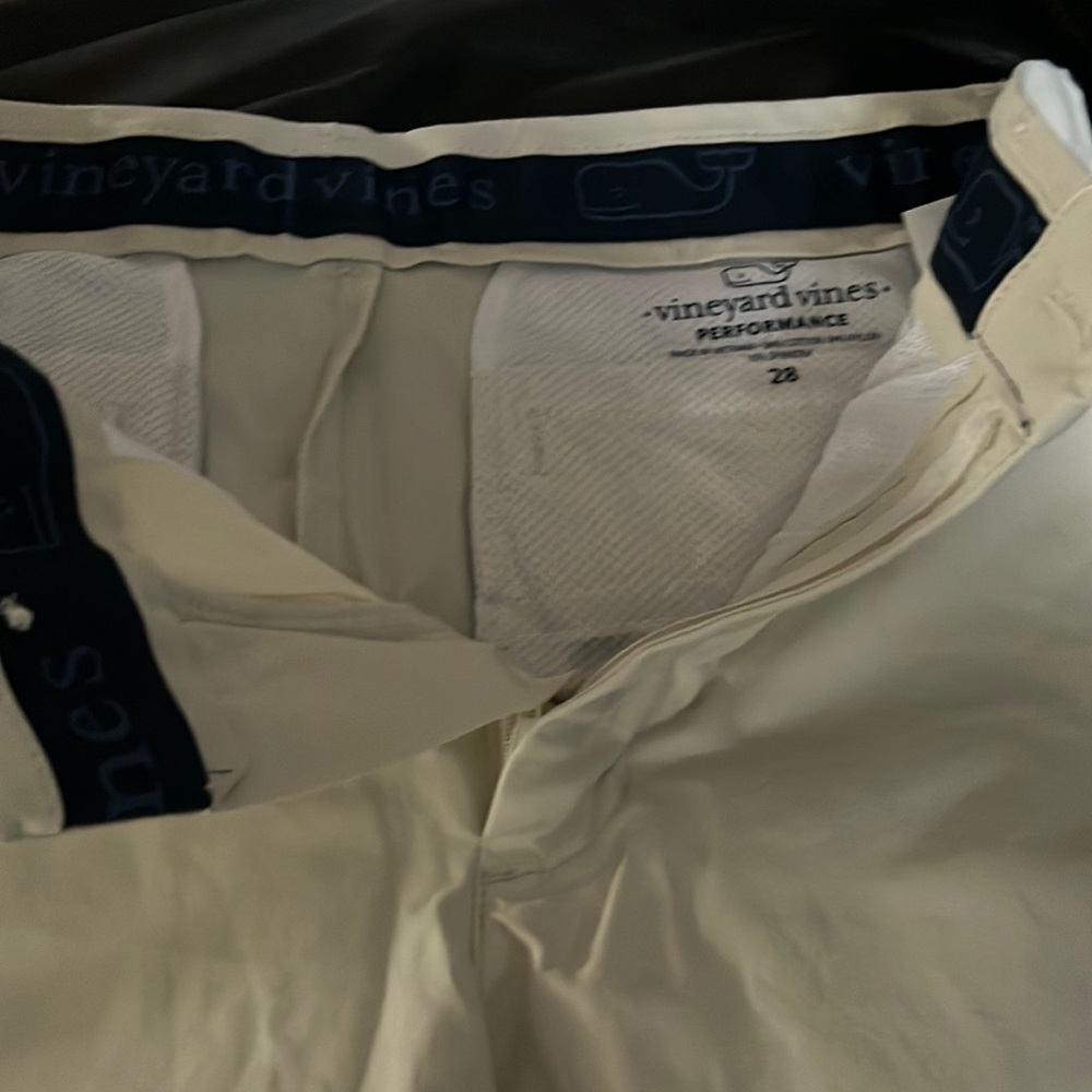 Vineyard Vines shorts Kahki, worn once. Excellent condition. Performance shorts